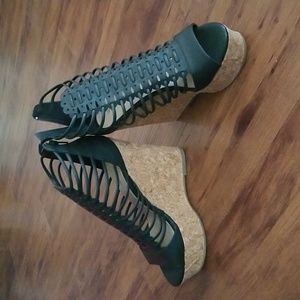Black Wedges NWOT